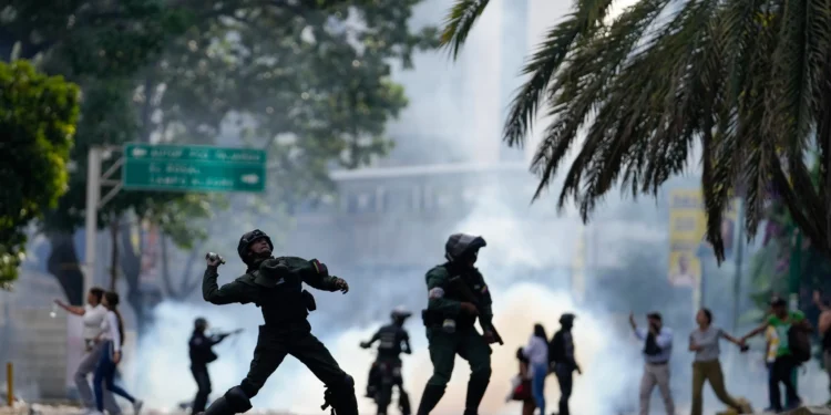 Provea: «la represión desatada por Maduro tras el 28J dejó más de 2400 detenciones arbitrarias»