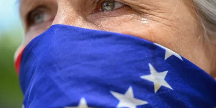 Navidad, miedo, aislamiento internacional: Venezuela tres meses después de las elecciones