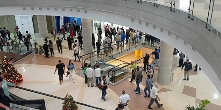 Cámara Venezolana de Centros Comerciales asegura que el tipo de cambio está afectando al mercado