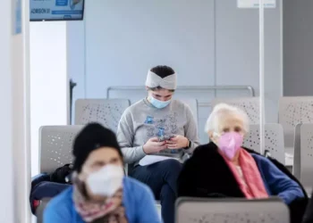 La OMS, ante el posible retorno de las mascarillas: «Depende de la gente decidir llevarlas»