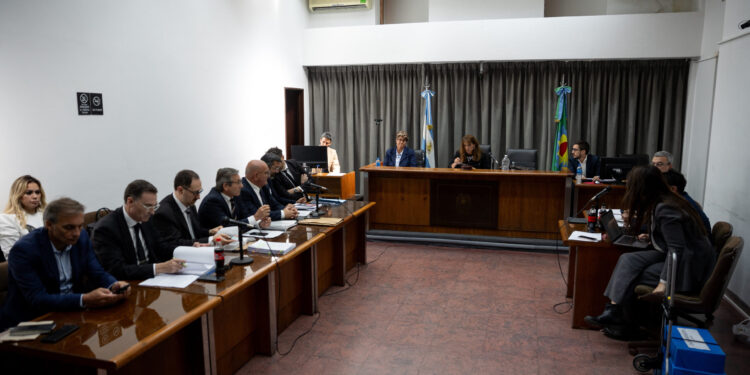 Justicia argentina celebra audiencia preliminar en el primer juicio por muerte de Maradona