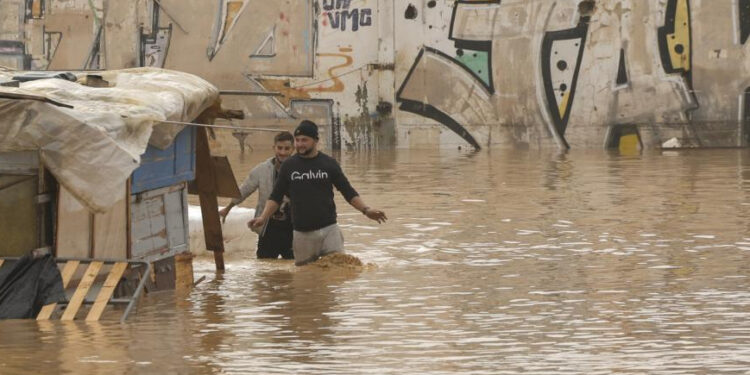 Venezolano en inundaciones en España cree que la magnitud de la tormenta fue subestimada