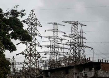 Se necesitan $15.540 millones por 15 años para recuperar sistema eléctrico venezolano