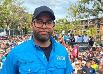 A dos meses de la detención de Luis Isturiz, Vente Venezuela asegura que seguirá «alzando la voz por su libertad»