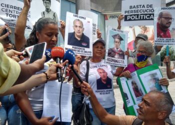 Madres de adolescentes detenidos en Venezuela protestaron para exigir la mediación de UNICEF