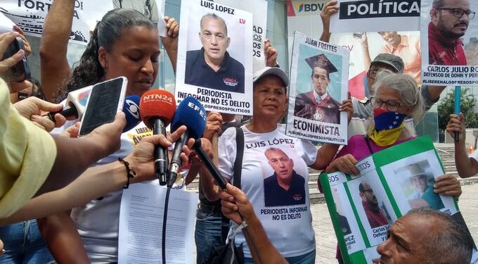 Madres de adolescentes detenidos en Venezuela protestaron para exigir la mediación de UNICEF