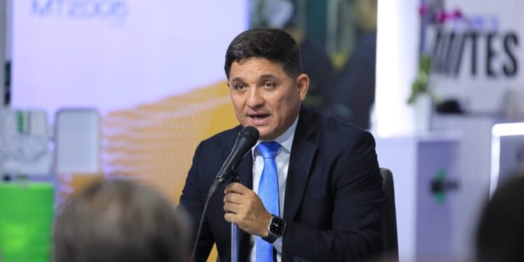 Régimen de Maduro atribuye a un “nuevo sabotaje” las fluctuaciones eléctricas en el país