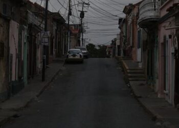 Chavismo responsabilizó a EEUU por el apagón nacional en Cuba