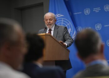 Lula cancela su viaje a Rusia para la cumbre de los BRICS debido a un accidente doméstico