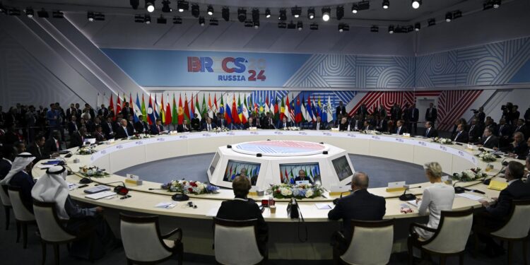 Los BRICS condenan bombardeos israelíes contra el Líbano y centros humanitarios en Gaza
