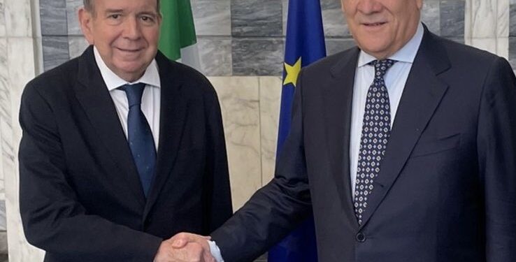 Antonio Tajani se reúne con González Urrutia y pide a la UE reconocerlo como presidente electo