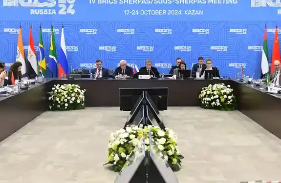 Cumbre de los BRICS arranca con una reunión informal y encuentros bilaterales