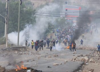 Gobierno de Bolivia denuncia a Evo Morales por “interrumpir el orden democrático”