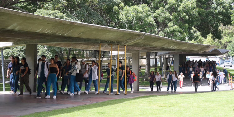 PNB investigará a cuatro policías serán investigados por violación ala autonomía universitaria de la UCV