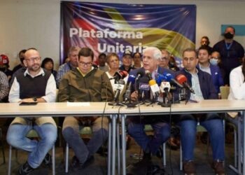 Plataforma Unitaria ratifica victoria opositora: «los resultados fueron claros, todo el mundo y hasta la FANB fue testigo»