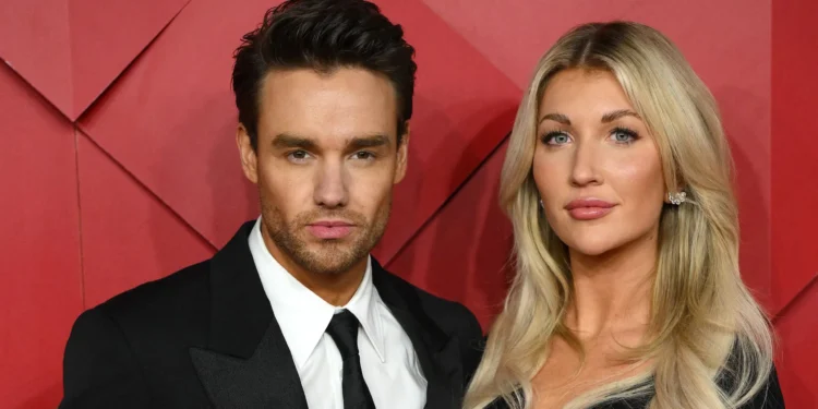 La novia de Liam Payne dice sentirse «completamente perdida» tras la muerte del artista