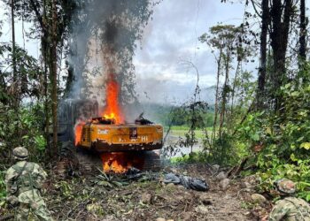 Disidencias de las FARC contaminan río en suroeste de Colombia con minería ilegal