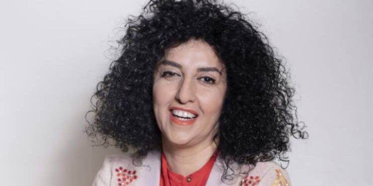 Un tribunal iraní condena a la Nobel de la Paz Mohammadi a otros seis meses de prisión