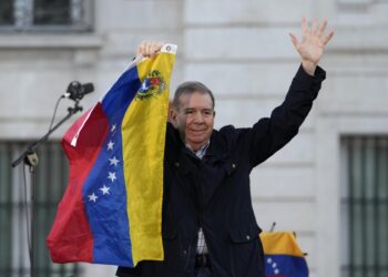 Expertos ven más fácil rebajar tensión entre España y Argentina que con Venezuela o México