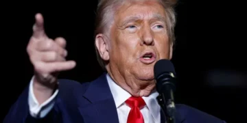 Trump dice que sus «enemigos internos» son más peligrosos que Kim Jong-un