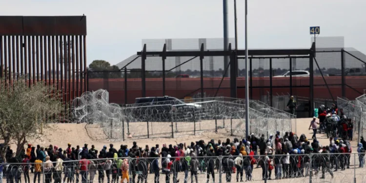 Uno de cada tres latinos en EEUU se afectaría por las deportaciones masivas de Trump