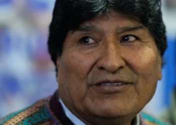 Evo Morales dice que «tergiversaron» sus declaraciones sobre ataque y afirma que «no iba armado»