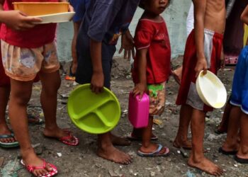 Un venezolano necesita 106,3 dólares al mes para cubrir canasta alimentaria