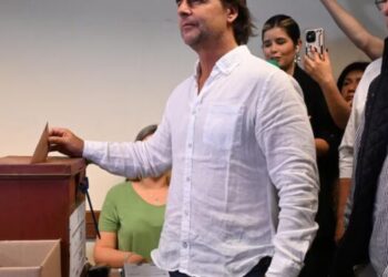 Lacalle Pou llama a una “transición ordenada” en Uruguay con el próximo gobierno tras ejercer su voto