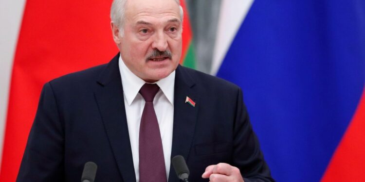 Lukashenko niega la presencia de militares norcoreanos en Ucrania: «Putin jamás aceptaría algo así»