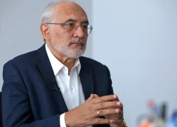 Expresidente de Bolivia Carlos Mesa exigió investigación sobre vínculos de Pdvsa con Evo Morales