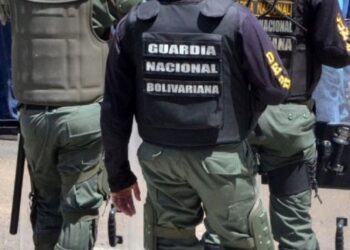 Organismos de seguridad capturaron a 10 militares acusados de traición a la patria