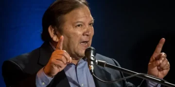 Andrés Velásquez: «si Maduro se juramenta consumaría un golpe constitucional»