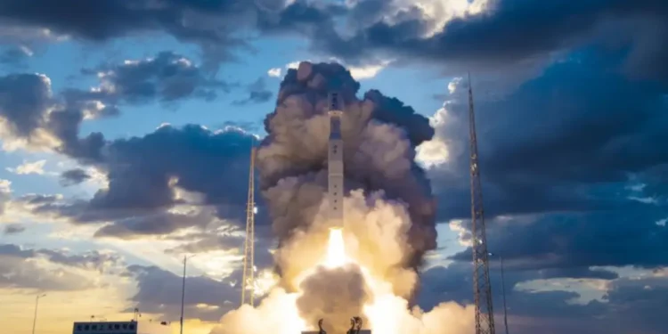 China presenta un cohete reutilizable similar al Starship de SpaceX