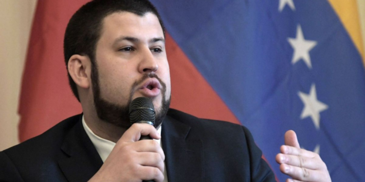 David Smolansky denuncia aumento de la represión: «más de 108.000 venezolanos han huido del país por persecución política»