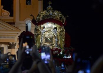 Que suene el furruco, cuatro y tambora: Zulianos festejan a su «Chinita» entre agradecimientos y peticiones por un país mejor