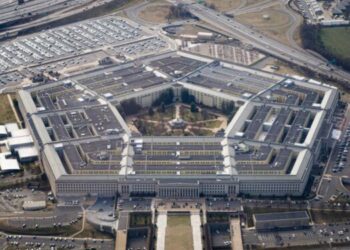 Reuters: El equipo de Trump elabora una lista de oficiales del Pentágono a despedir (Detalles)