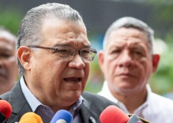 Enrique Márquez exige transparencia electoral al CNE e insiste en la necesidad de publicar las actas