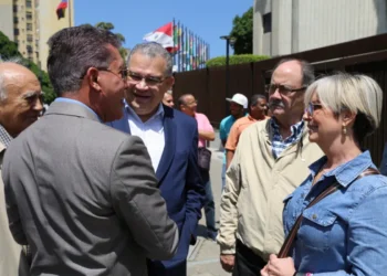 Enrique Márquez solicita audiencia con Tarek William Saab para tratar casos de presos políticos