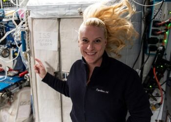 Los astronautas estadounidenses votan desde la Estación Espacial Internacional