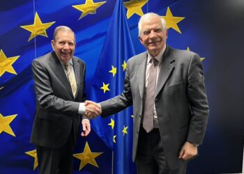 «Hay que hacer cumplir la voluntad del pueblo venezolano»: González Urrutia y Josep Borrell se reunieron en Bruselas