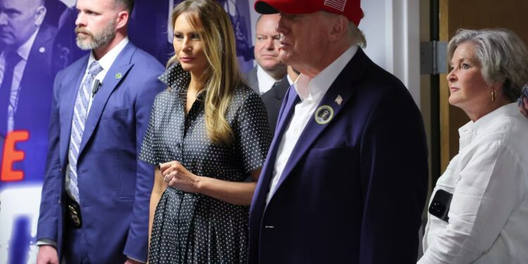 Portavoz de Trump dice que no cree que el expresidente declare victoria antes de tiempo