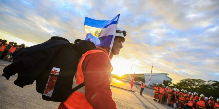 El Salvador envía a Costa Rica la ayuda humanitaria que iba destinada a los afectados por la DANA en Valencia