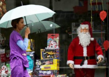 El 89% de los venezolanos está buscando comprar productos navideños en donde acepten la tasa del BCV