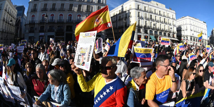Venezolanos en el exterior protestarán para exigir a la CPI acción ante la dictadura de Maduro