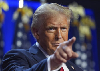 Donald Trump envía mensaje a “lunáticos de izquierda radicales” en Acción de Gracias