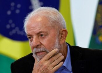 Devaluación en Brasil: el dólar continúa al alza y cierra a 6 reales por primera vez