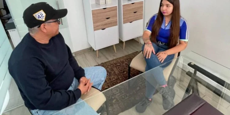 “Un ejemplo histórico”: taxista venezolano y chilena agresora firman acuerdo de conciliación