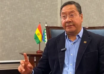 Embajadores de Bolivia en 30 países firman nota de «lealtad inquebrantable» a Luis Arce