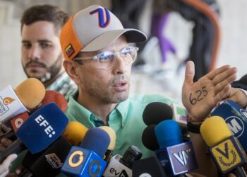 Capriles rechaza Foro Parlamentario Mundial Antifascita: «¿Cuánto le está costando esto a los venezolanos?»