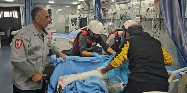 OMS avacuará a más de 100 pacientes críticos de varios hospitales de Gaza